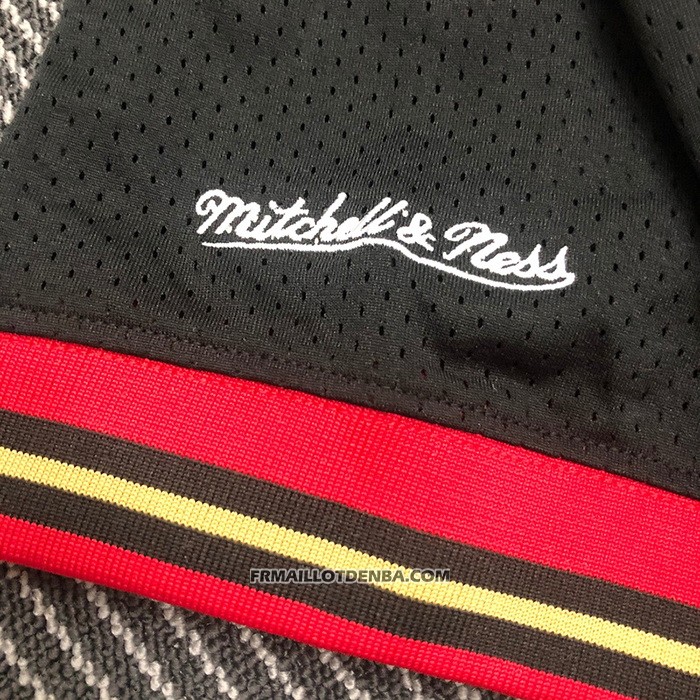 Maillot Manche Courte Philadelphia 76ers Allen Iverson NO 3 Noir2
